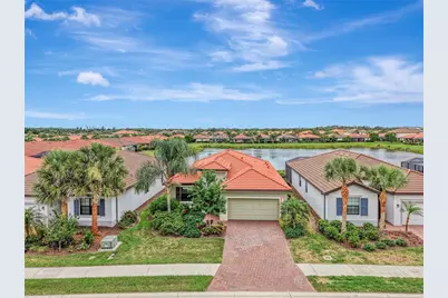 9903 Wingood Drive, Venice, FL 34292 - Photo 2