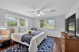 1226 Pine Needle Rd, Venice, FL 34285 - Photo 32