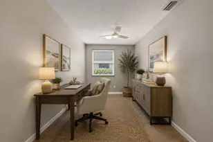 1226 Pine Needle Rd, Venice, FL 34285 - Photo 36