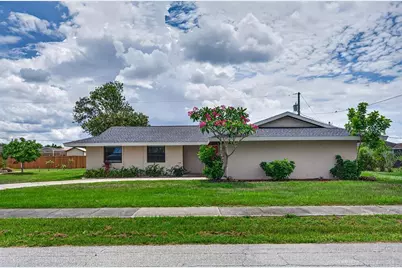 337 Colgan Avenue SE, Port Charlotte, FL 33952 - Photo 4