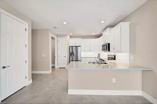 305 Ibiza Loop, Venice, FL 34292 - Photo 8
