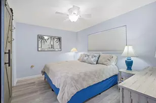649 Tamiami Trail S, Venice, FL 34285 - Photo 14