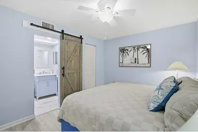649 Tamiami Trail S #306, Venice, FL 34285 - Photo 16