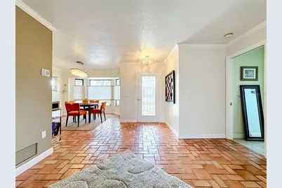 3234 Meadow Run Drive, Venice, FL 34293 - Photo 10