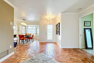 3234 Meadow Run Dr, Venice, FL 34293 - Photo 10
