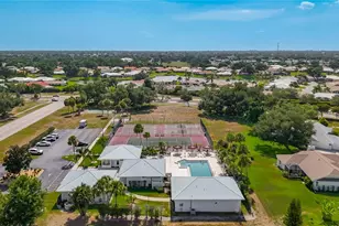 3234 Meadow Run Dr, Venice, FL 34293 - Photo 90