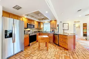 3234 Meadow Run Dr, Venice, FL 34293 - Photo 18