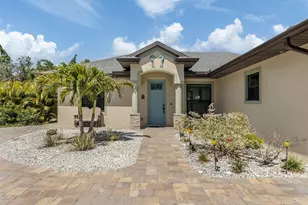 2565 Lemon Ave, Englewood, FL 34223 - Photo 2