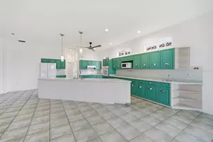 210 Rio Terra, Venice, FL 34285 - Photo 14