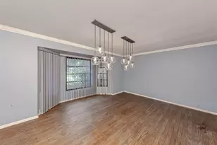 4361 Whispering Woods Pl, Sarasota, FL 34233 - Photo 6
