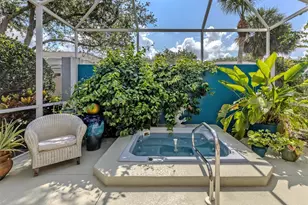 905 Bramley Ct, Venice, FL 34293 - Photo 12