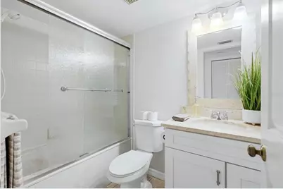 421 Cerromar Terrace #370, Venice, FL 34293 - Photo 18