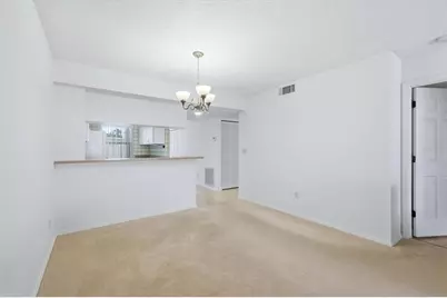 421 Cerromar Terrace #370, Venice, FL 34293 - Photo 8