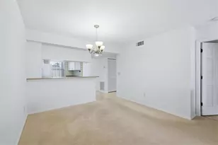 421 Cerromar Terrace, Venice, FL 34293 - Photo 8