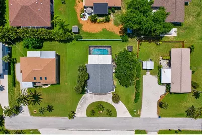 1194 Linden Road, Venice, FL 34293 - Photo 2