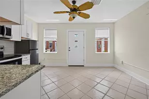 908 Villas Dr, Venice, FL 34285 - Photo 12