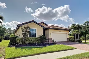 12390 Cinqueterre Dr, Venice, FL 34293 - Photo 1