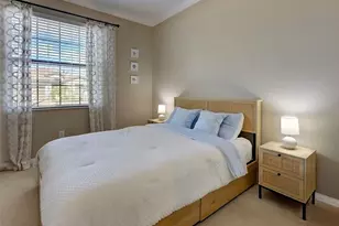 12390 Cinqueterre Dr, Venice, FL 34293 - Photo 16