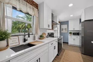 27072 Hillshire Ln, Punta Gorda, FL 33983 - Photo 12