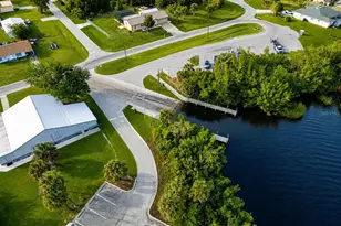 27072 Hillshire Ln, Punta Gorda, FL 33983 - Photo 42