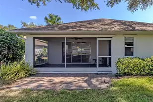 3224 Woodberry Ln, Sarasota, FL 34231 - Photo 18