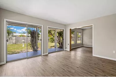 106 Aurora Street E, Venice, FL 34285 - Photo 24