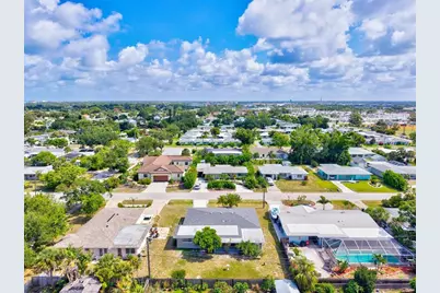 106 Aurora Street E, Venice, FL 34285 - Photo 58