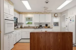 814 Grado Dr, Venice, FL 34285 - Photo 22