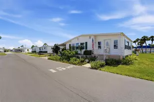 814 Grado Dr, Venice, FL 34285 - Photo 4
