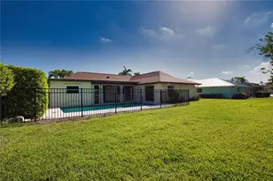 902 Pinehurst Ln, Venice, FL 34293 - Photo 64