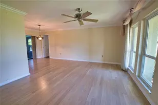 902 Pinehurst Ln, Venice, FL 34293 - Photo 6