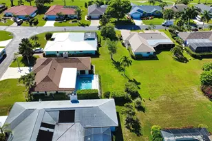 902 Pinehurst Ln, Venice, FL 34293 - Photo 82