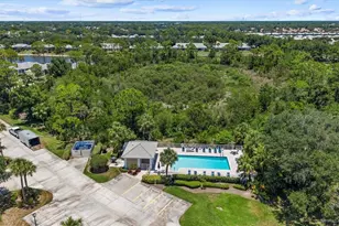 813 Montrose Dr, Venice, FL 34293 - Photo 50