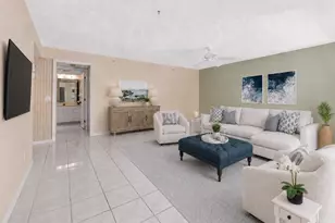 813 Montrose Dr, Venice, FL 34293 - Photo 4