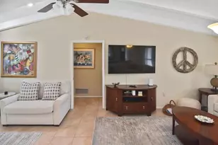 429 Darling Dr, Venice, FL 34285 - Photo 8