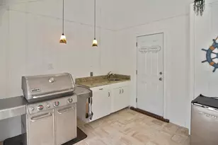 429 Darling Dr, Venice, FL 34285 - Photo 42
