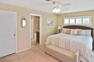 429 Darling Dr, Venice, FL 34285 - Photo 22