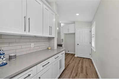 1251 Harbor Town Way, Venice, FL 34292 - Photo 16