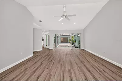 1251 Harbor Town Way, Venice, FL 34292 - Photo 18