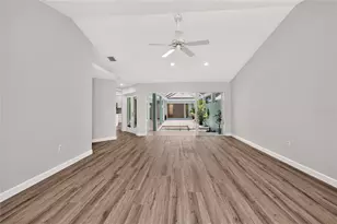1251 Harbor Town Way, Venice, FL 34292 - Photo 18