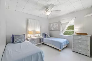 624 Bayshore Rd, Nokomis, FL 34275 - Photo 32