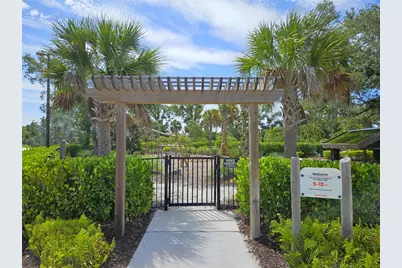 15285 Shady Palms Lane, Nokomis, FL 34275 - Photo 4