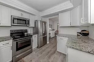1712 Lakeside Dr, Venice, FL 34293 - Photo 10