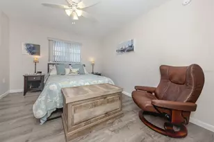 1712 Lakeside Dr, Venice, FL 34293 - Photo 16