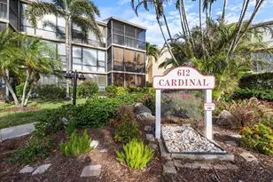 612 Bird Bay Dr S, Venice, FL 34285 - Photo 1