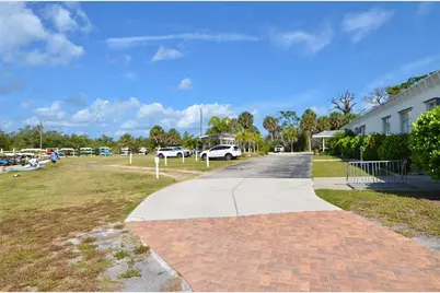 1379 Everest Road, Venice, FL 34293 - Photo 48