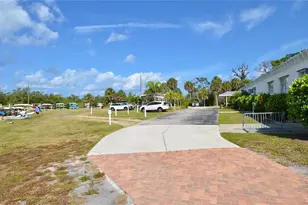 1379 Everest Rd, Venice, FL 34293 - Photo 48