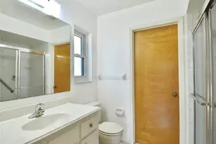 1379 Everest Rd, Venice, FL 34293 - Photo 6
