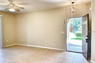 4114 Via Piedra Cir, Sarasota, FL 34233 - Photo 4