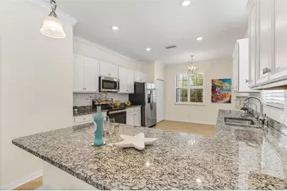 9828 Hilltop Drive, Venice, FL 34292 - Photo 4